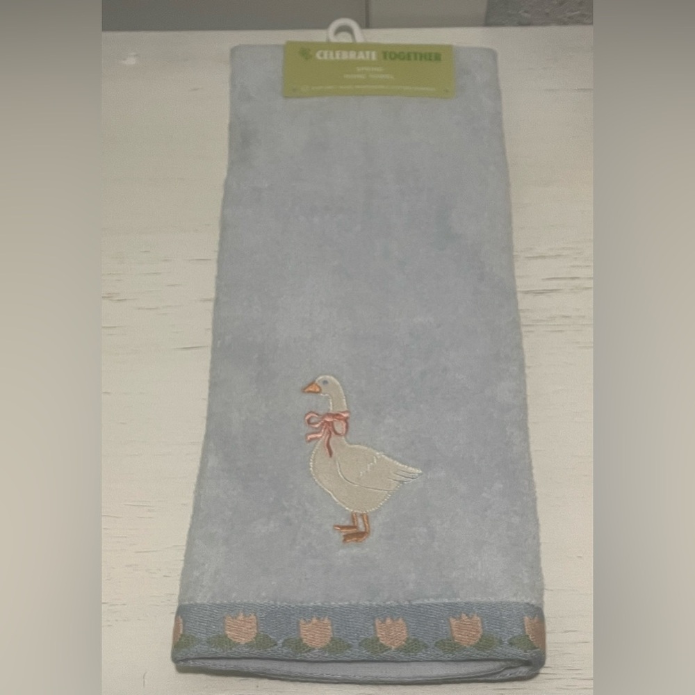 Vintage Inspired Embroidered Goose Hand Towel